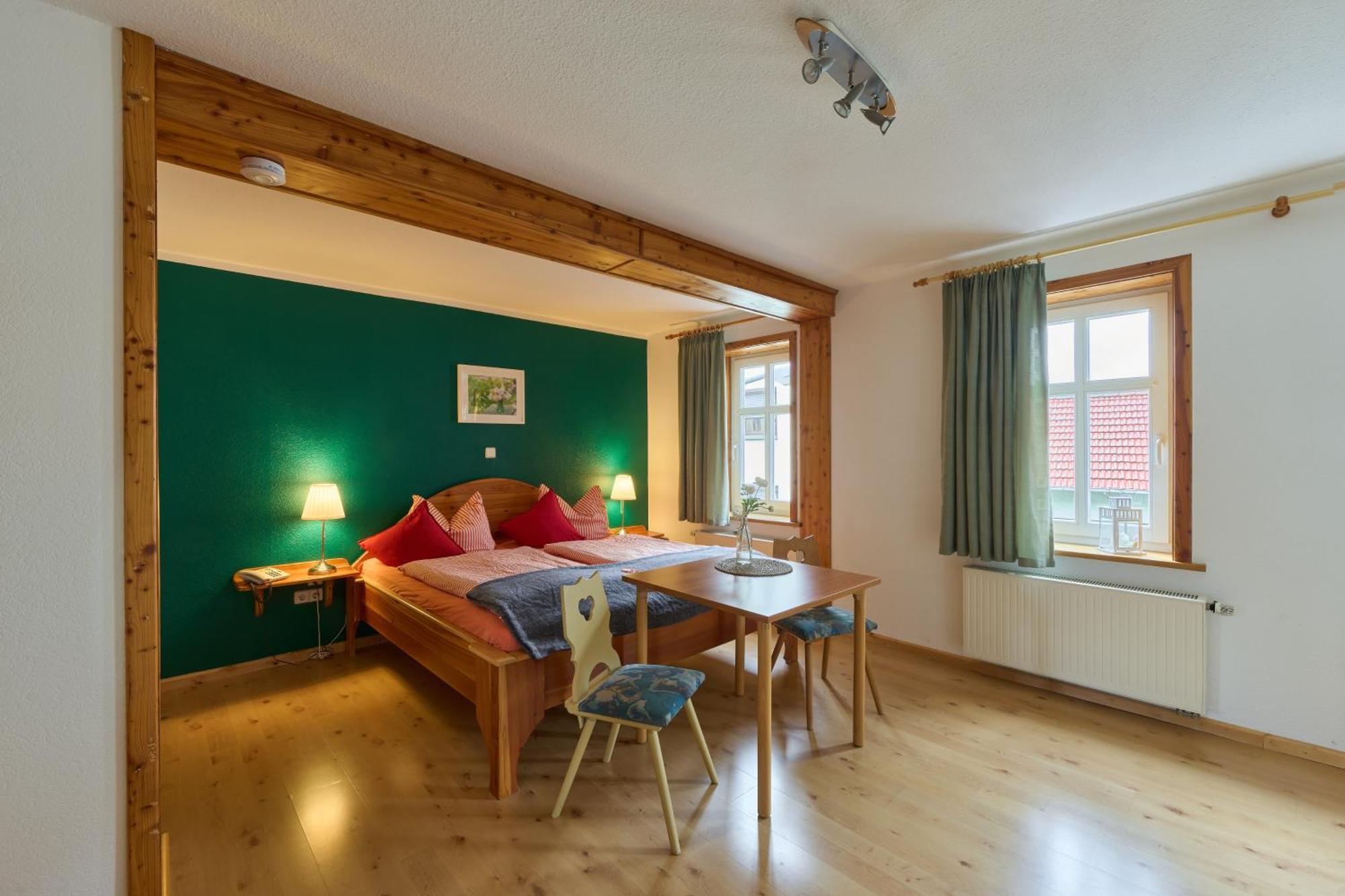 Landhotel Brauner Hirsch Отель Kammerforst